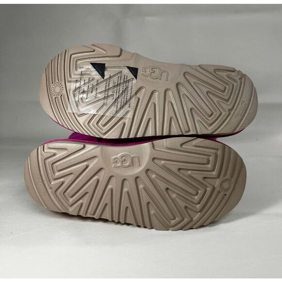 UGG Kids' Classic II Boots - Rock Rose 4M Big Kids - Picture 6 of 8